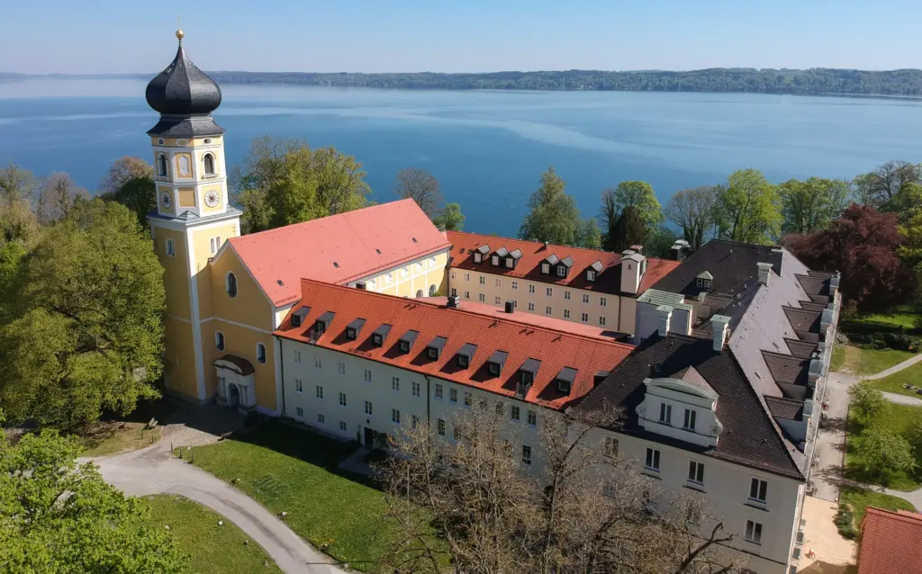 headerimage kloster von oben